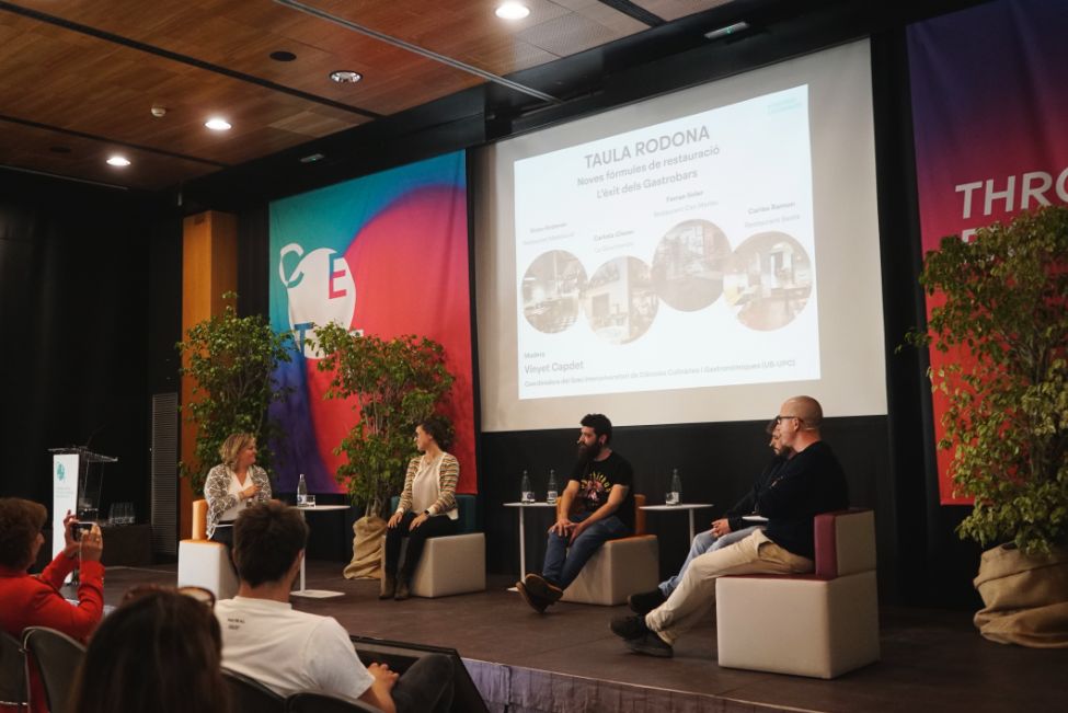 Mesa redonda de Gastobars